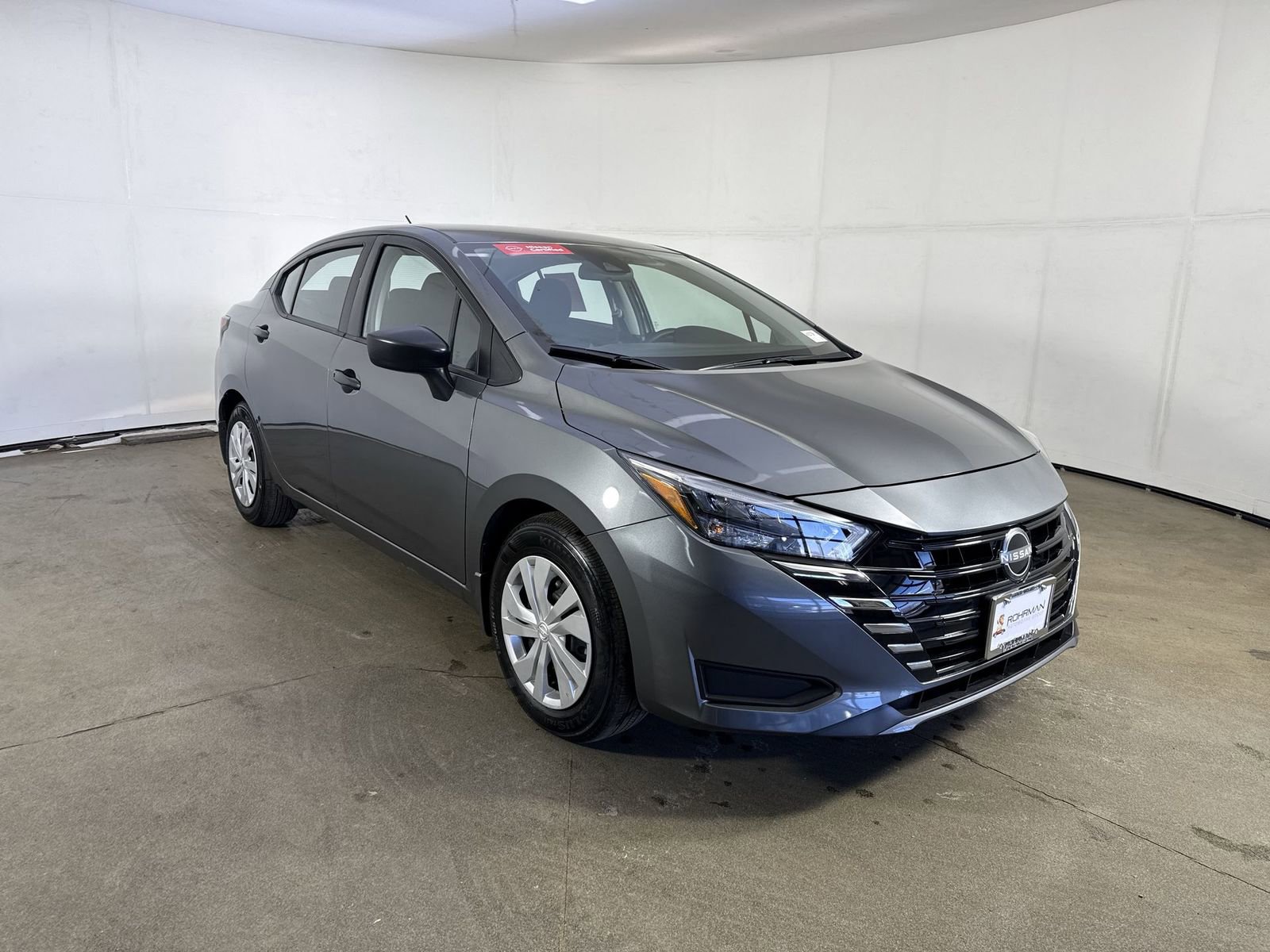 Certified 2025 Nissan Versa S w/ Trunk Package image 3