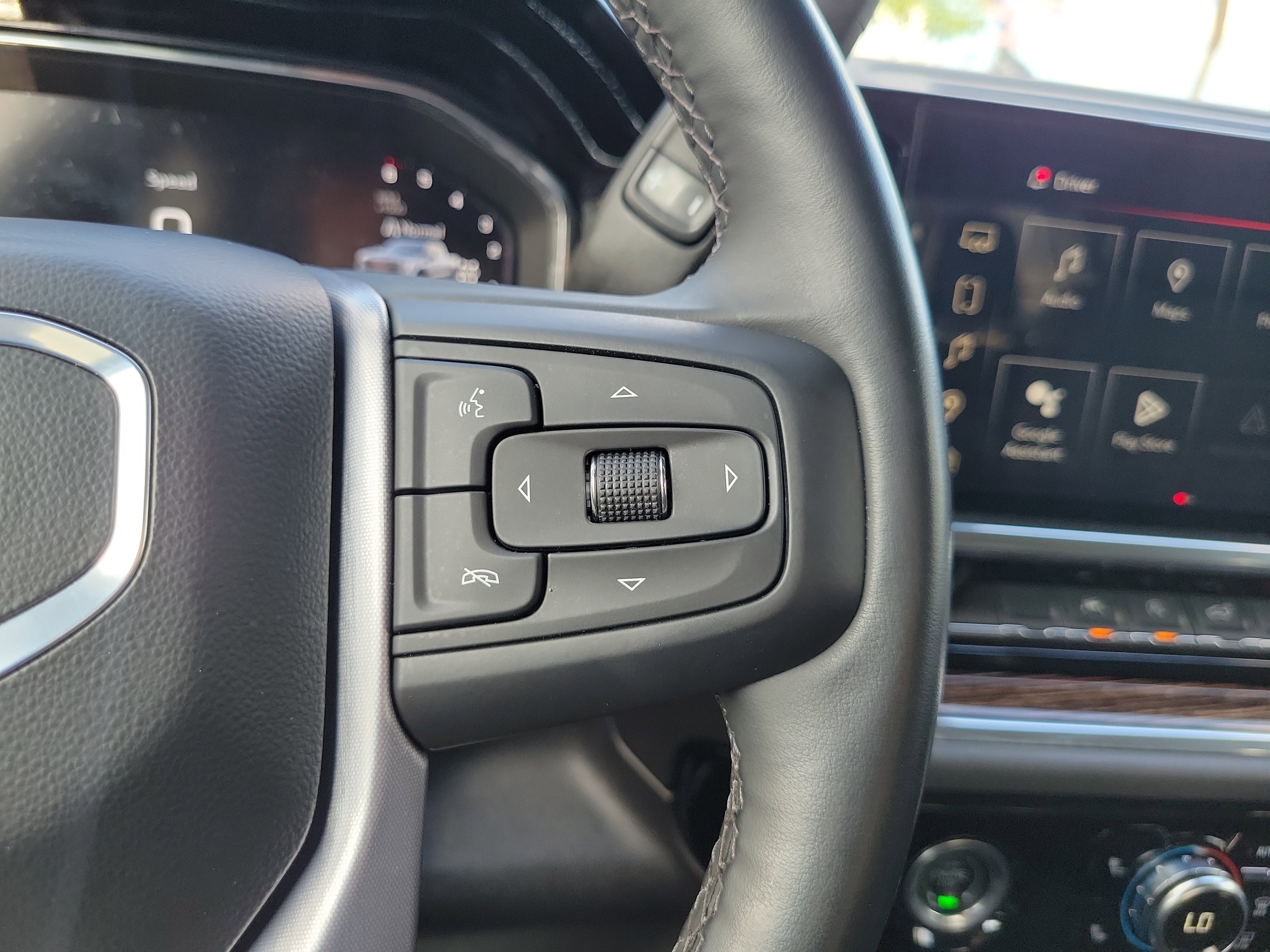 Used 2024 GMC Sierra 1500 Elevation AWD/4WD image 19