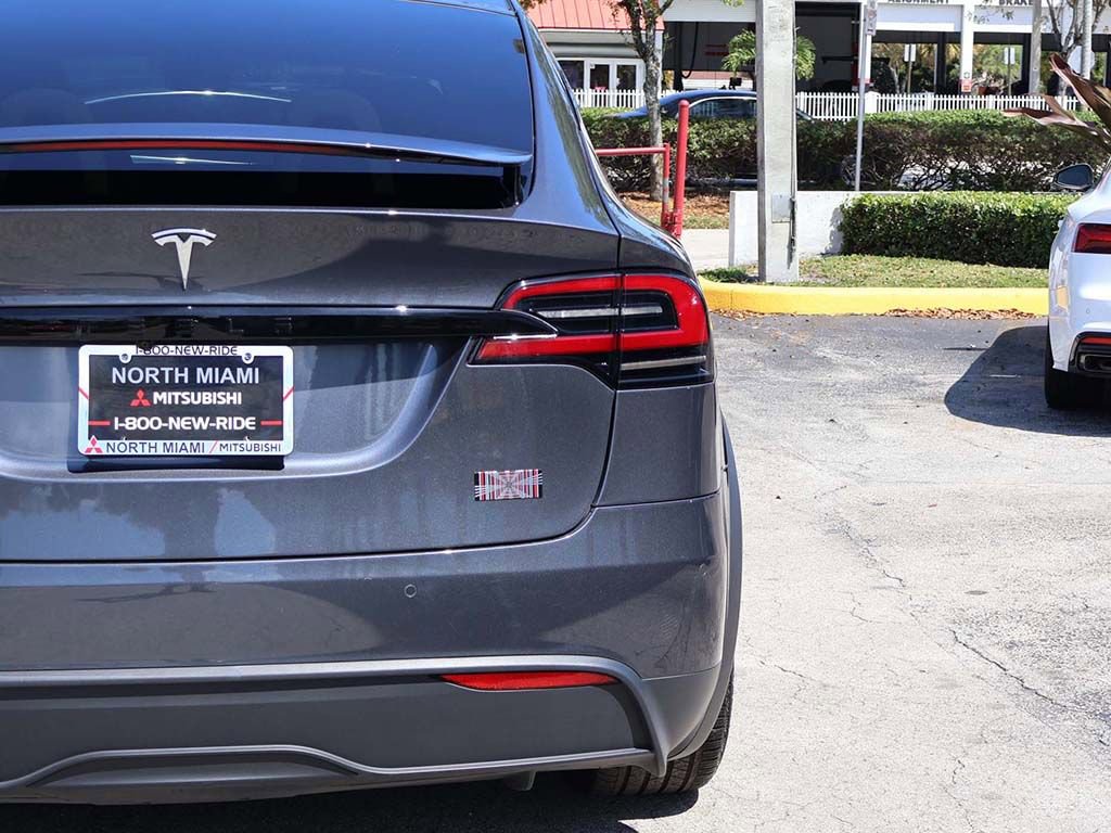 Used 2022 Tesla Model X Plaid image 16