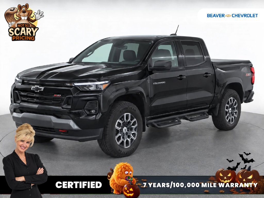 Used 2025 Chevrolet Colorado Z71 w/ Technology Package AWD/4WD image 2