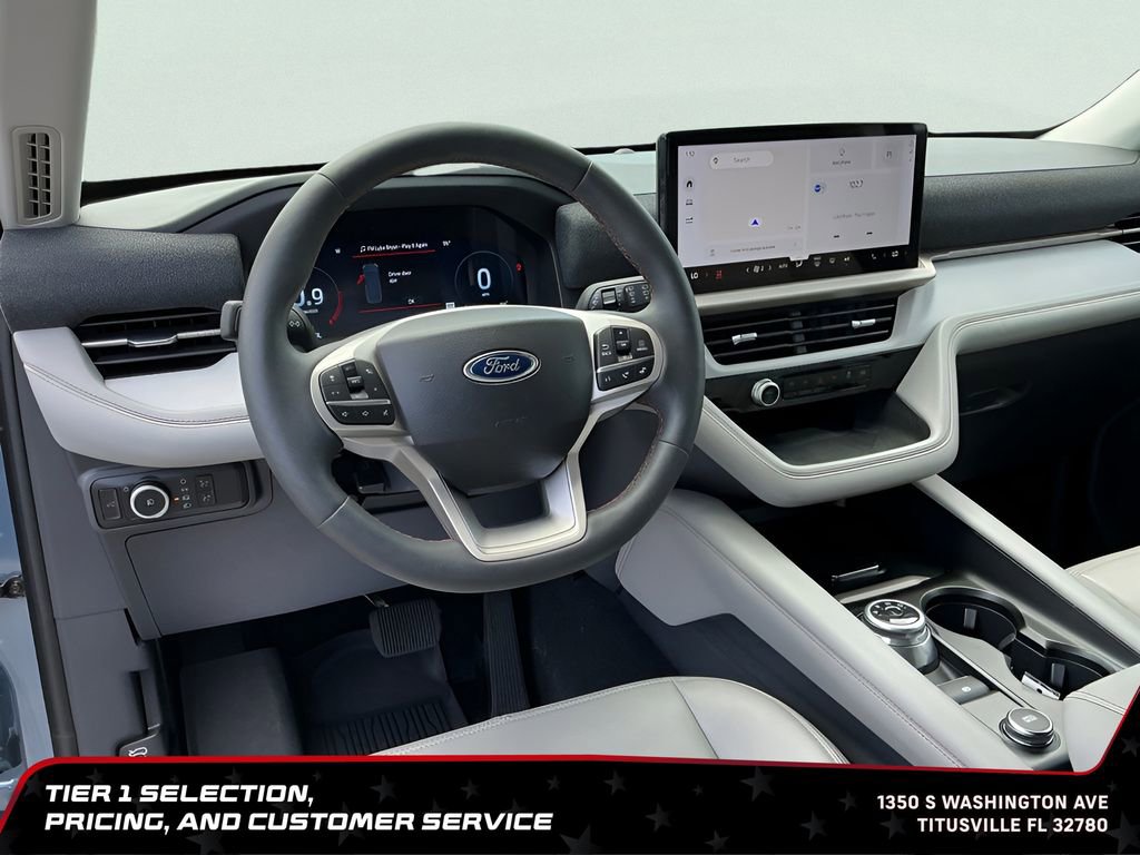 Used 2025 Ford Explorer Active w/ Active Comfort Package RWD image 24