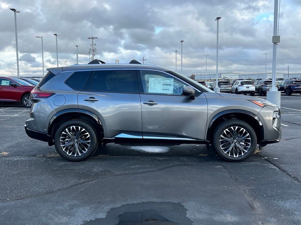 New 2026 Nissan Rogue Platinum w/ Platinum Premium Package AWD/4WD image 3