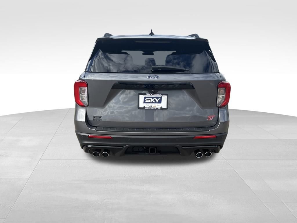 Used 2022 Ford Explorer ST w/ ST Street Pack image 13