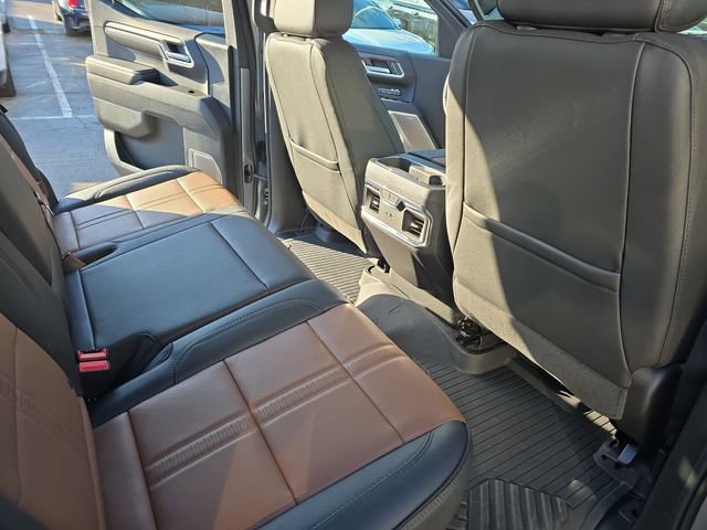 Used 2025 Chevrolet Silverado 1500 High Country w/ High Country Premium Package image 11