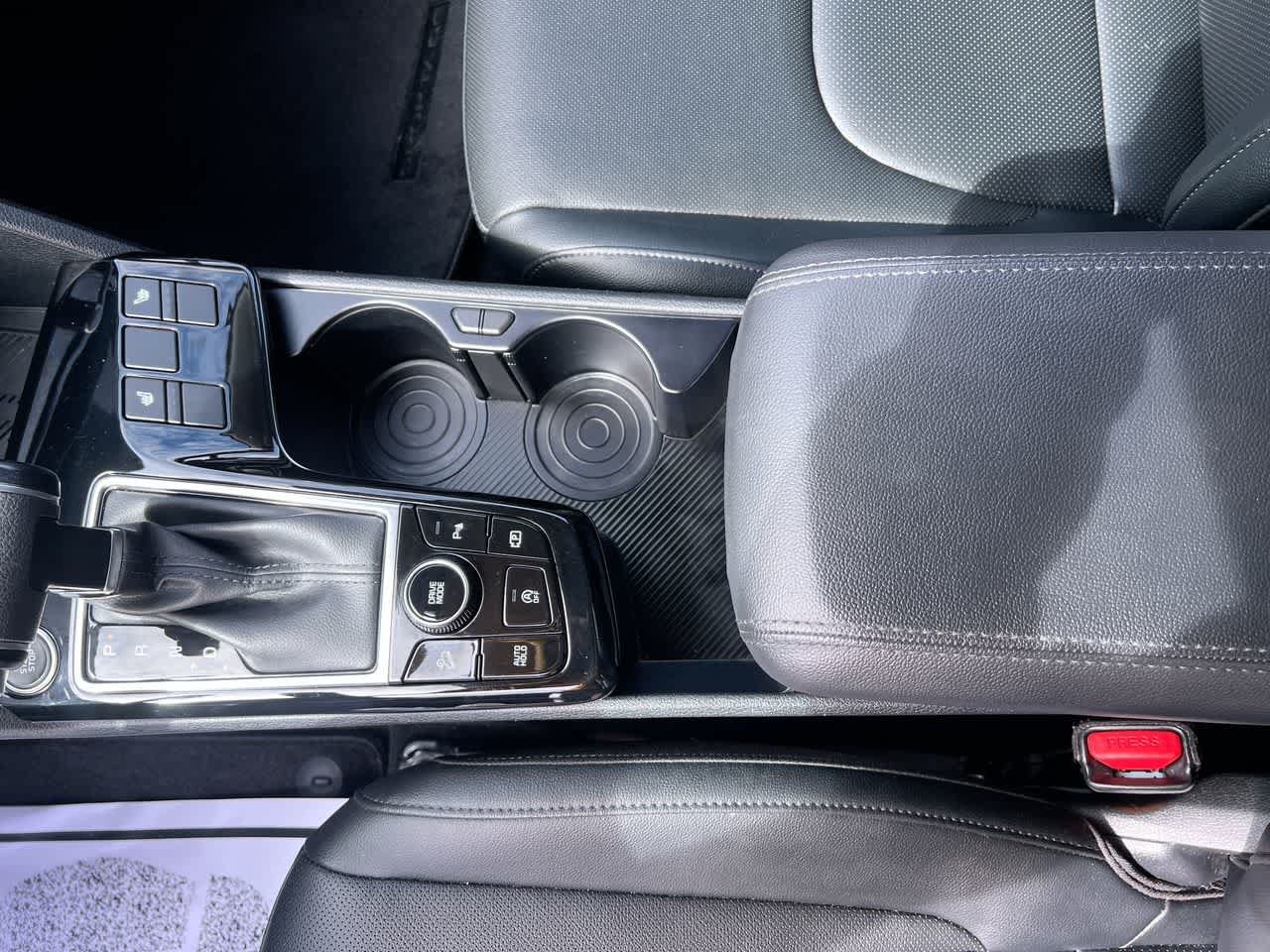 Certified 2025 Kia Sportage EX FWD image 21