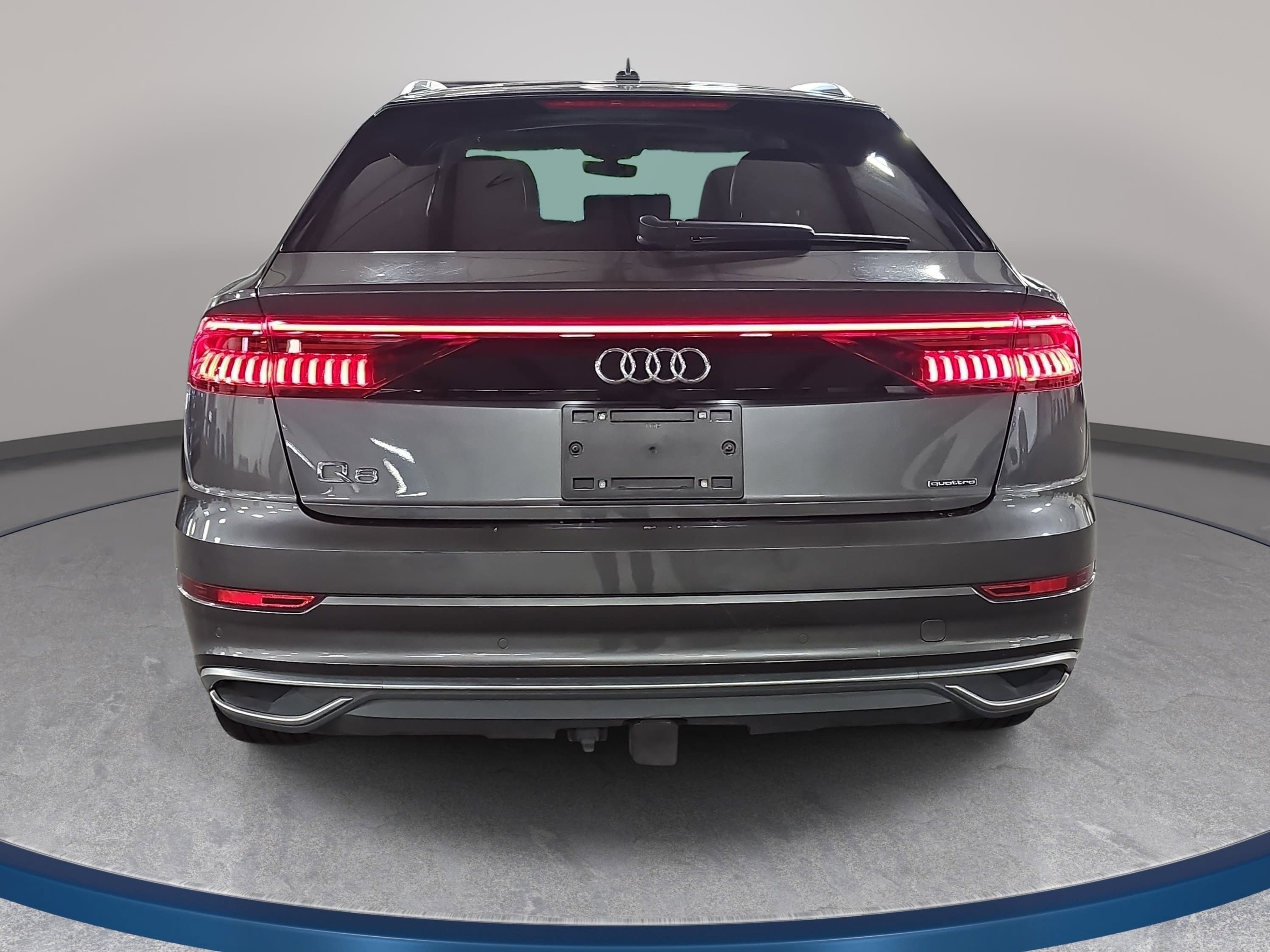 Used 2021 Audi Q8 Prestige image 8