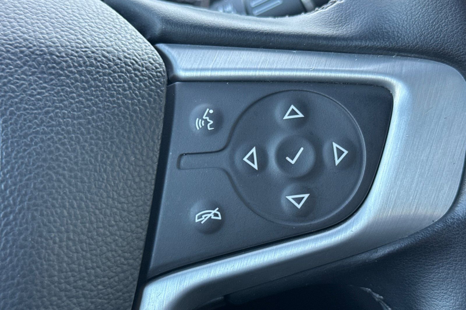 Certified 2023 GMC Acadia SLT image 29