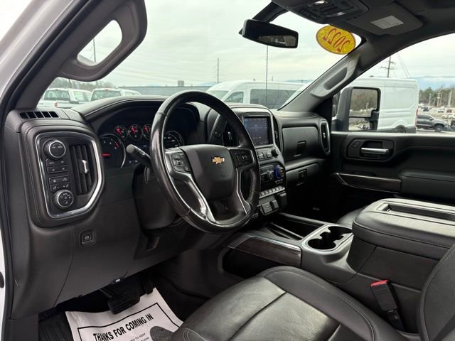 Used 2022 Chevrolet Silverado 2500 LTZ w/ LTZ Convenience Package image 3