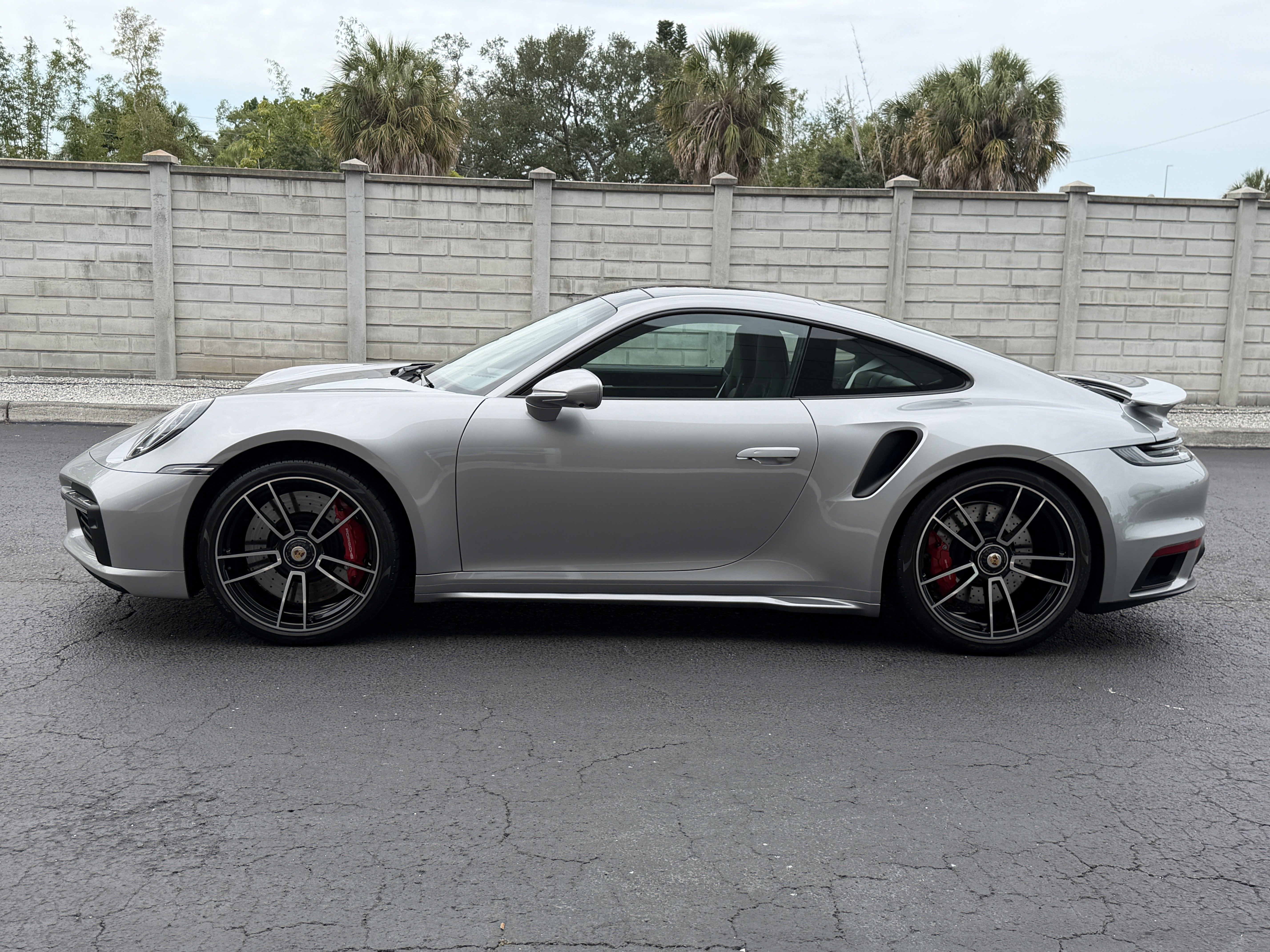 Used 2024 Porsche 911 Turbo AWD/4WD image 4