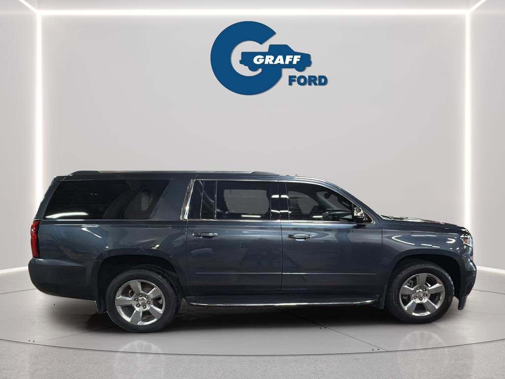 Used 2019 Chevrolet Suburban Premier AWD/4WD image 10