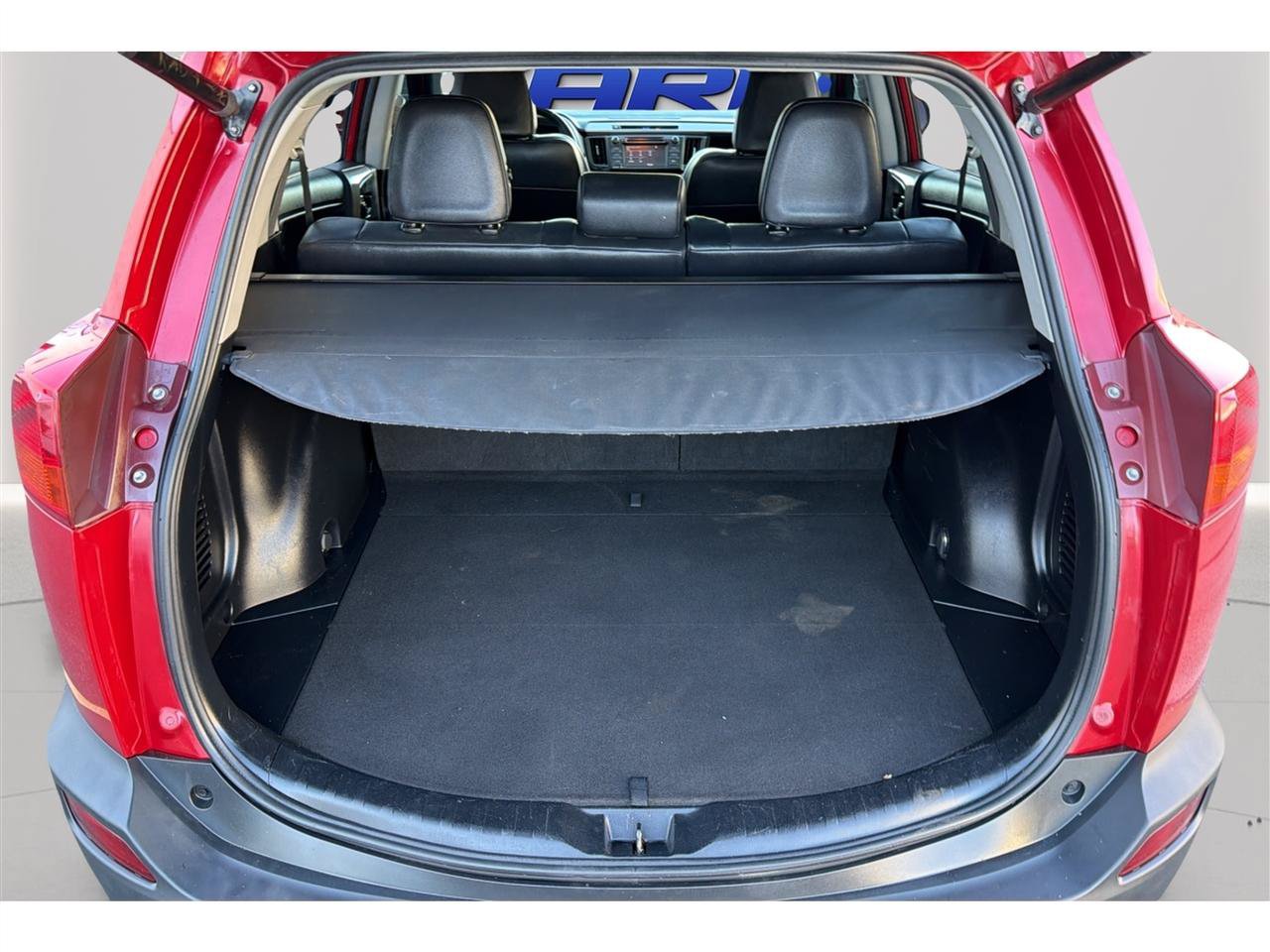 Used 2015 Toyota RAV4 Limited AWD/4WD image 33