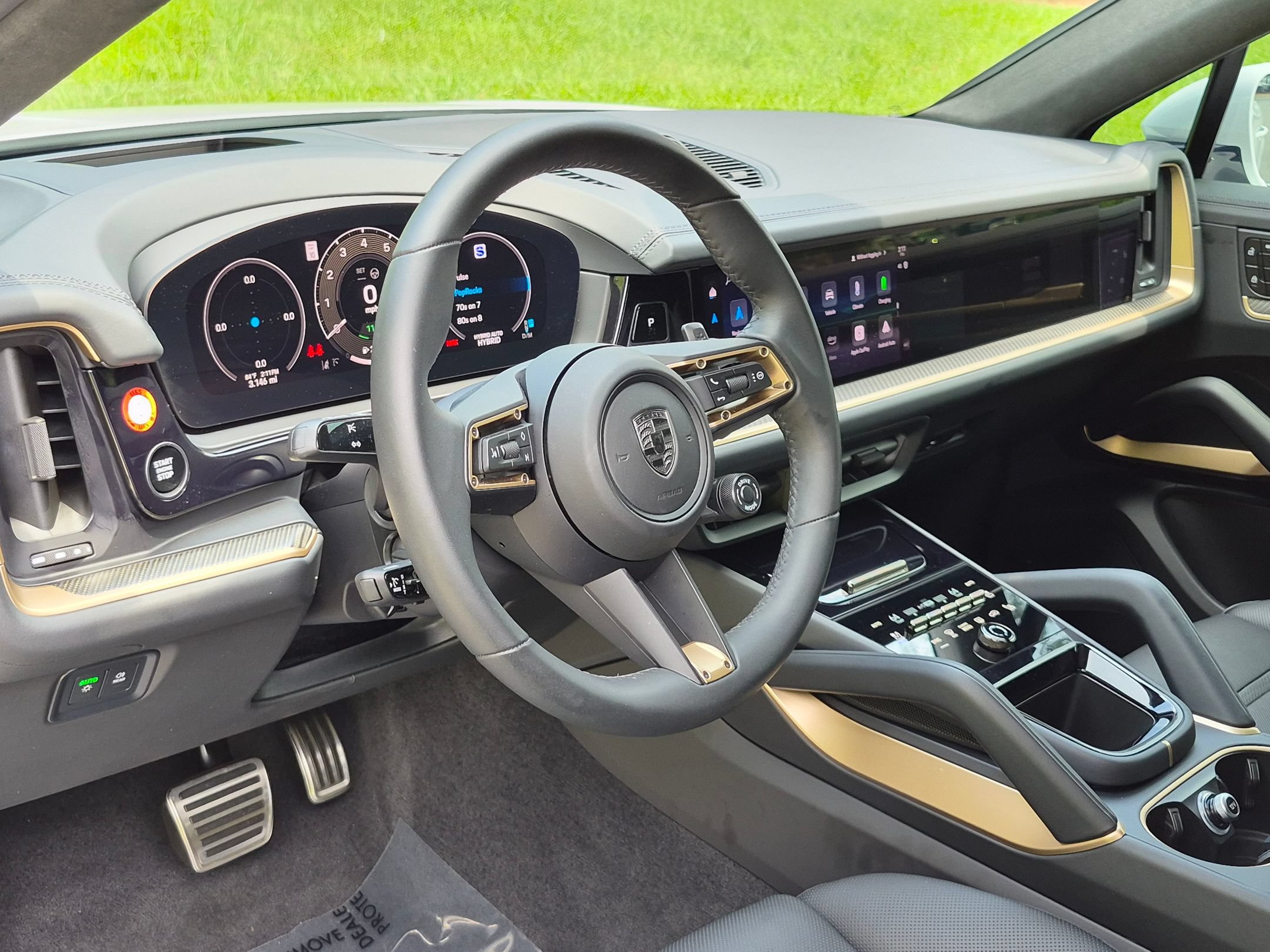 Certified 2026 Porsche Cayenne Turbo AWD/4WD image 4