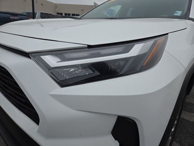 Used 2023 Toyota RAV4 XLE image 6