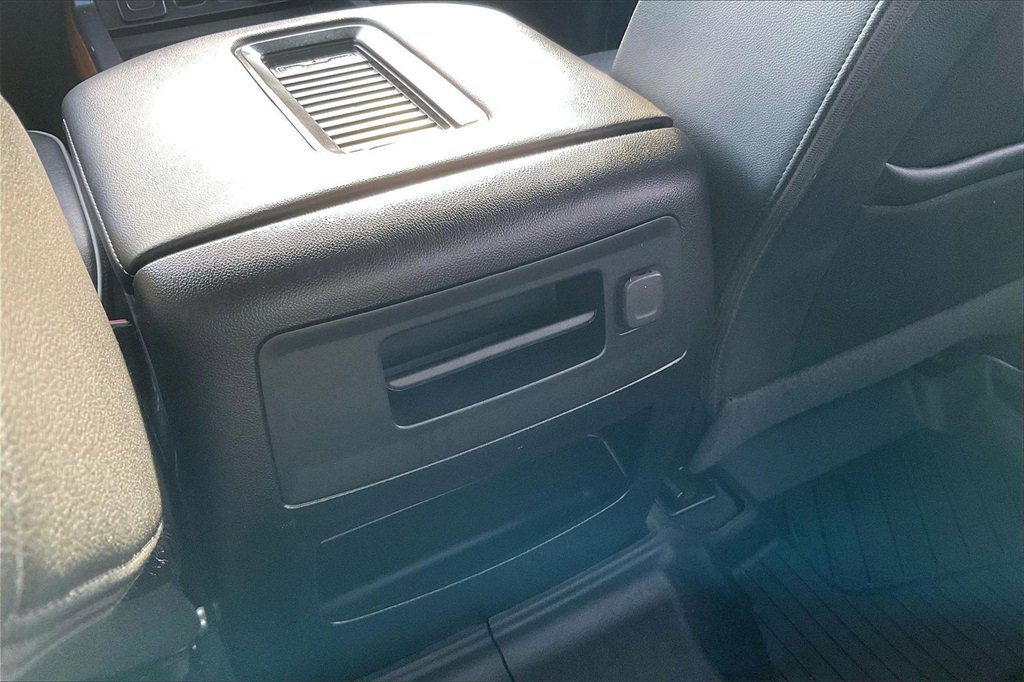 Used 2019 Chevrolet Silverado 3500 High Country w/ Duramax Plus Package image 34