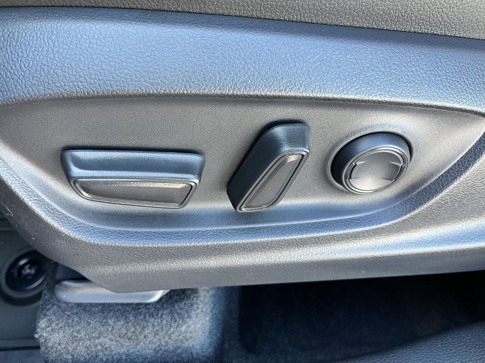 New 2026 Toyota Corolla Cross XLE image 10