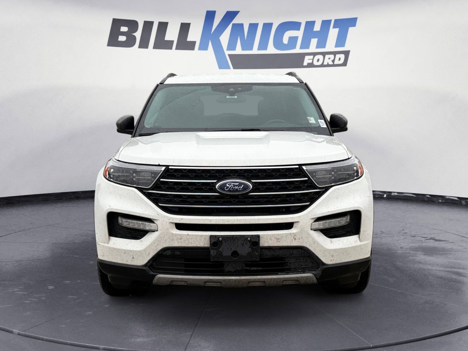 Used 2022 Ford Explorer XLT w/ Equipment Group 202A image 8