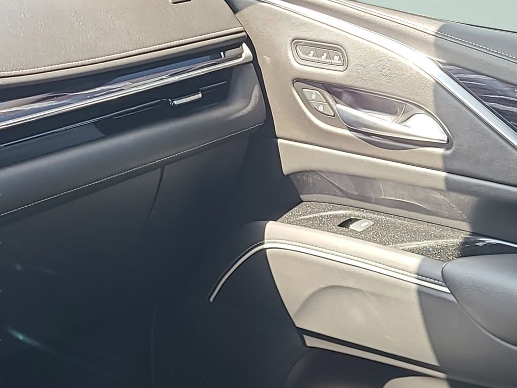 Used 2022 Cadillac Escalade Sport w/ Touring Package image 13