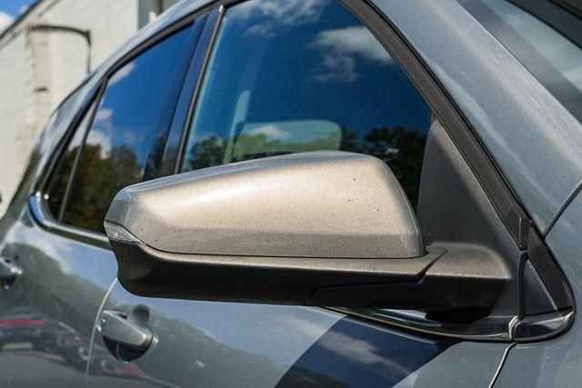 Used 2018 Chevrolet Equinox LT w/ Sun & Infotainment Package image 16