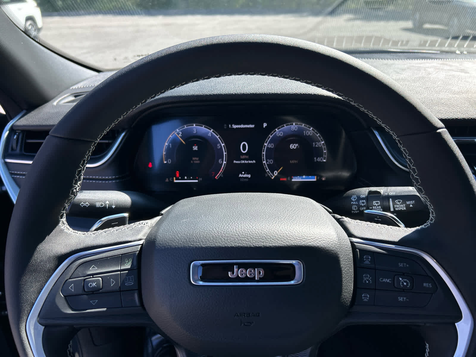 New 2025 Jeep Grand Cherokee Laredo image 22