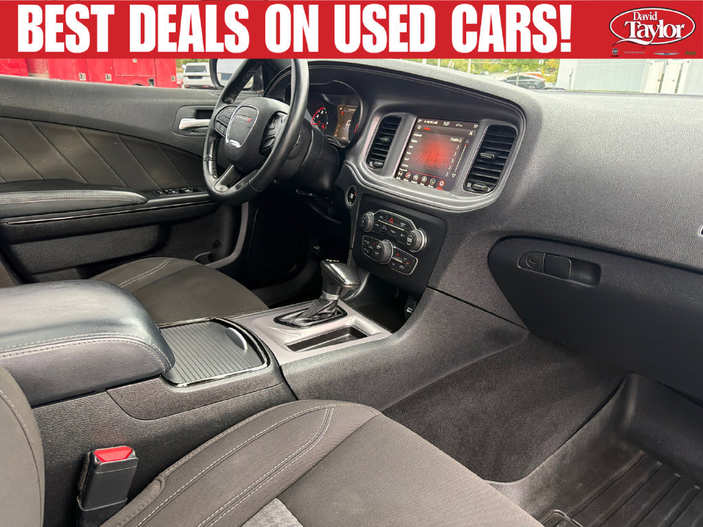 Used 2023 Dodge Charger SXT w/ Blacktop Package AWD/4WD image 28