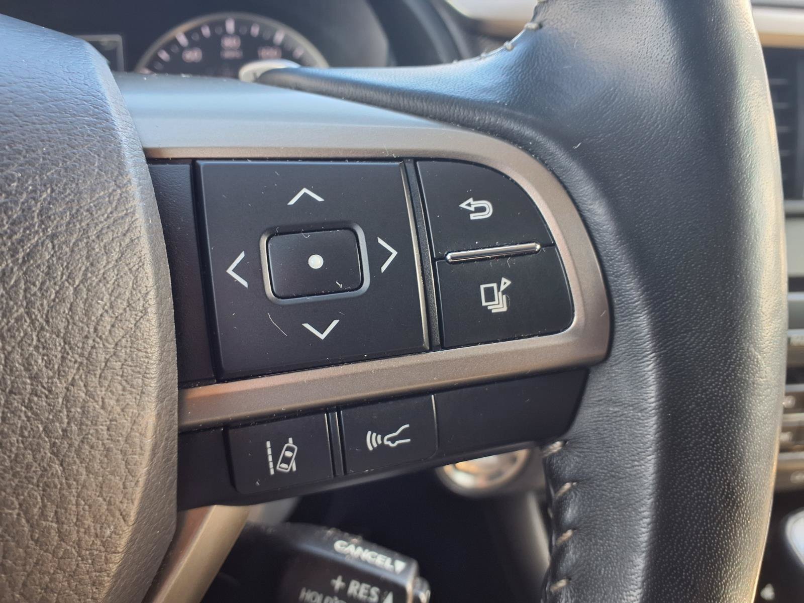Used 2020 Lexus RX 350 FWD w/ Accessory Package image 15