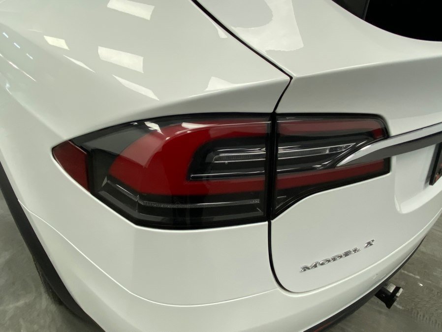 Used 2017 Tesla Model X 90D image 13