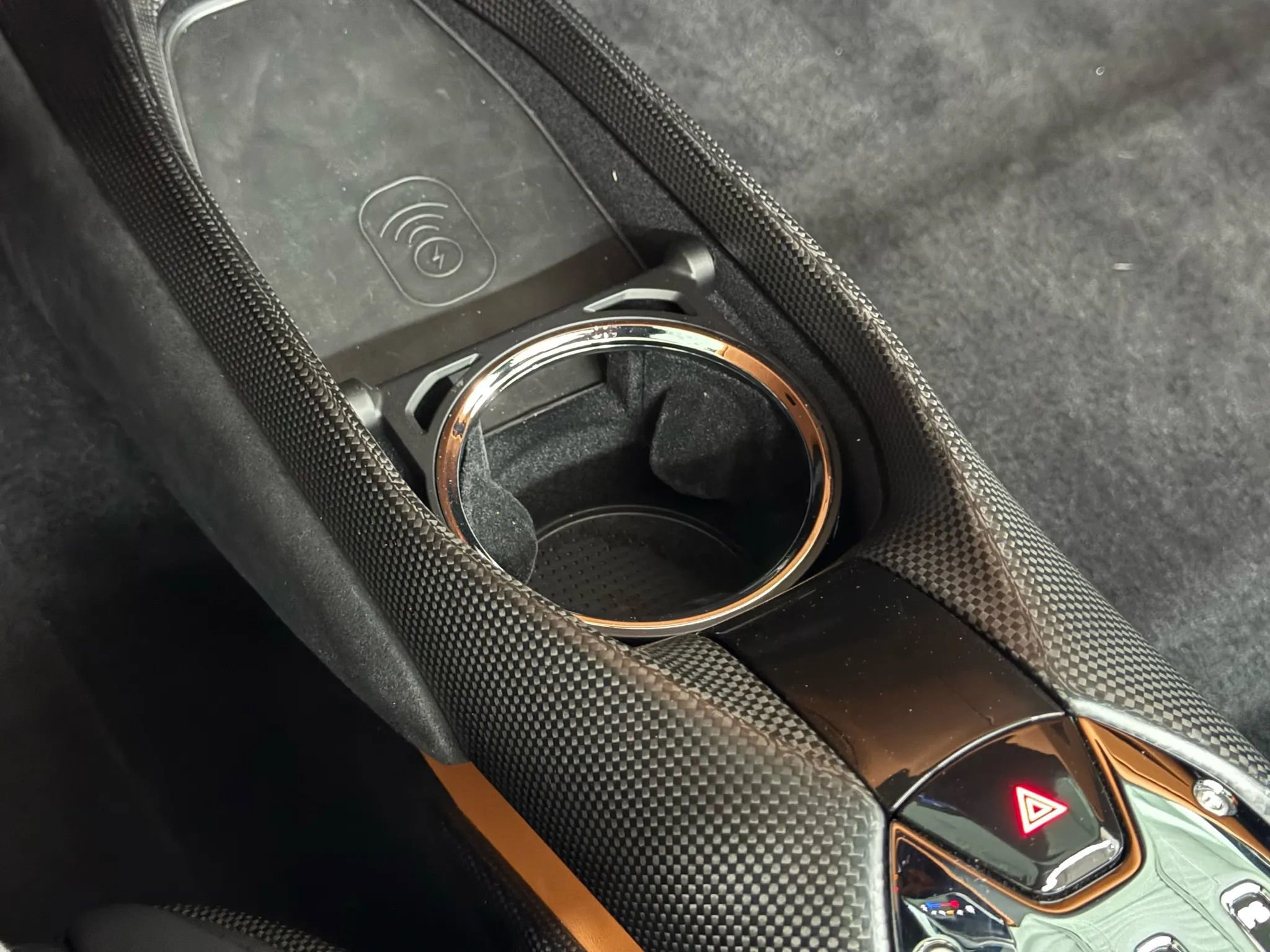 Used 2024 Ferrari 296 GTS image 32