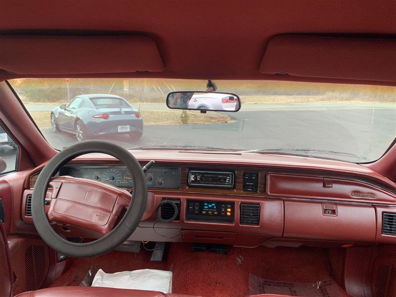 Used 1992 Oldsmobile Custom Cruiser image 13