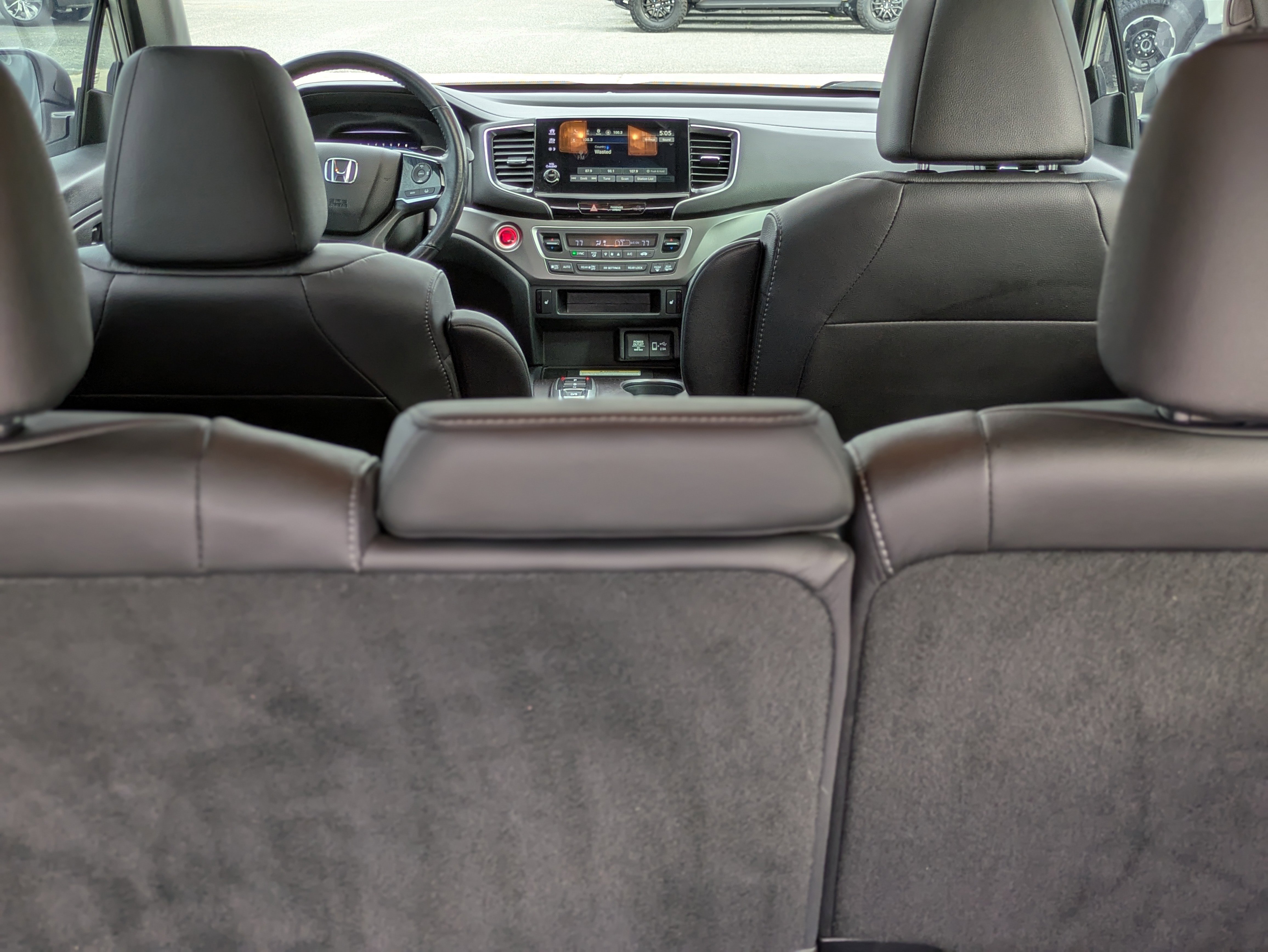 Used 2022 Honda Pilot Special Edition image 10