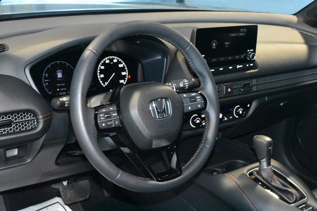 Used 2024 Honda HR-V Sport image 2