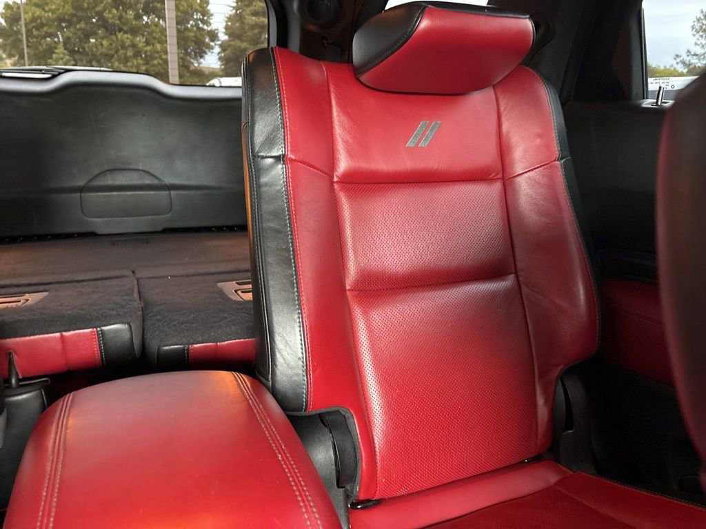 Used 2022 Dodge Durango R/T w/ Tow 'N Go Package AWD/4WD image 14