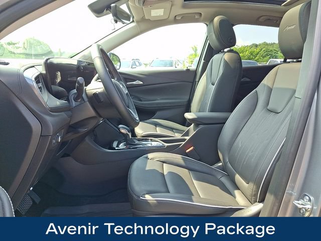 Used 2026 Buick Encore GX Avenir w/ Avenir Technology Package AWD/4WD image 2