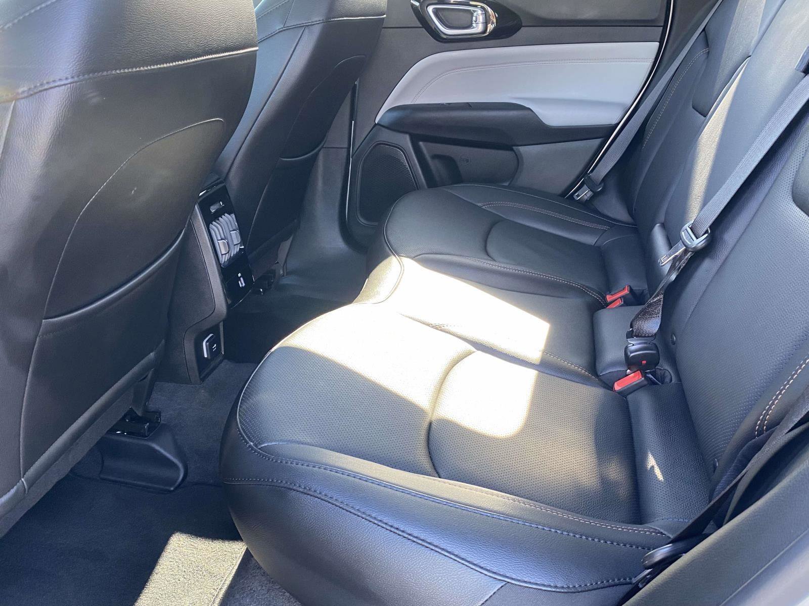 Used 2024 Jeep Compass Limited w/ Elite Group image 27