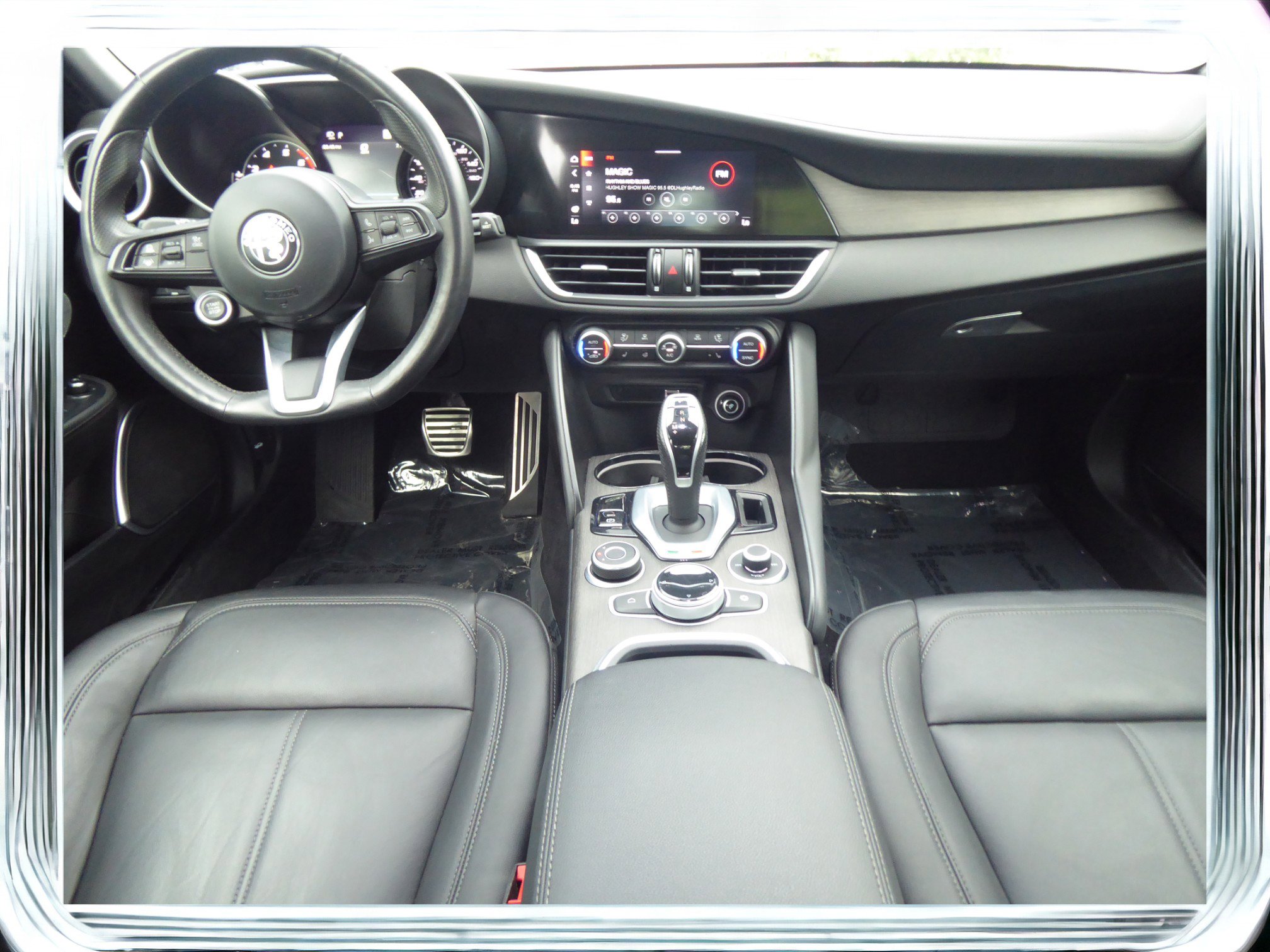 Used 2023 Alfa Romeo Giulia Ti image 13