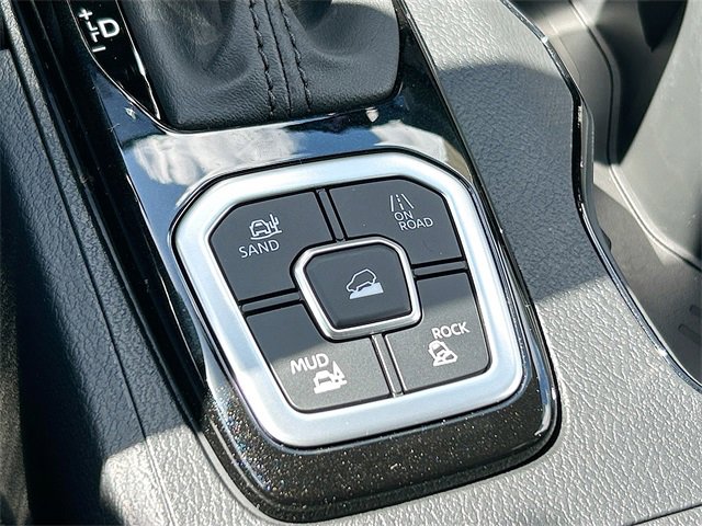 New 2026 Nissan Frontier SV image 30