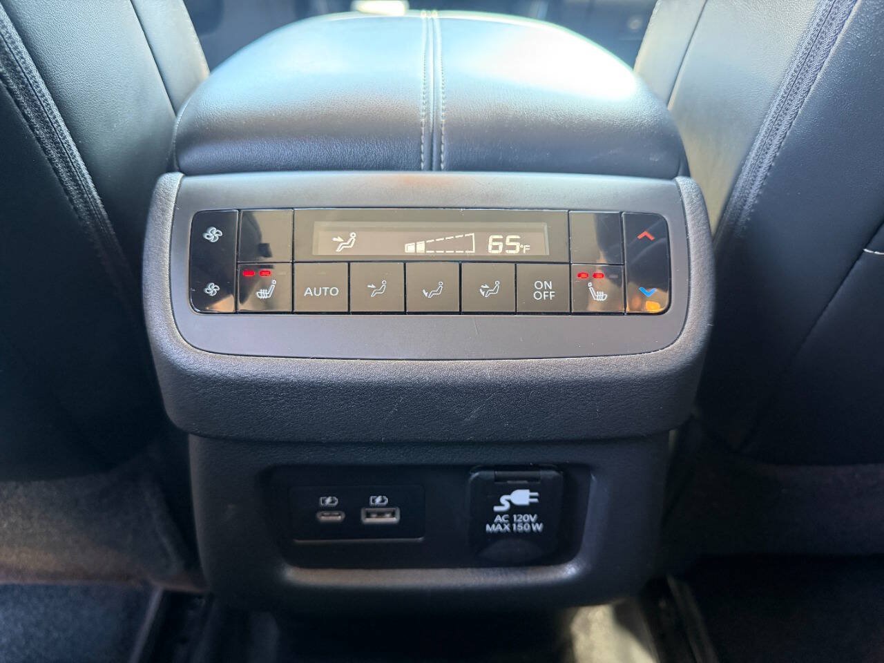 Used 2025 Nissan Pathfinder Platinum w/ Cargo Package AWD/4WD image 23