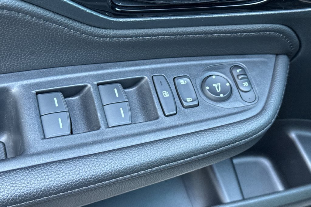 Certified 2024 Honda Odyssey Touring image 16