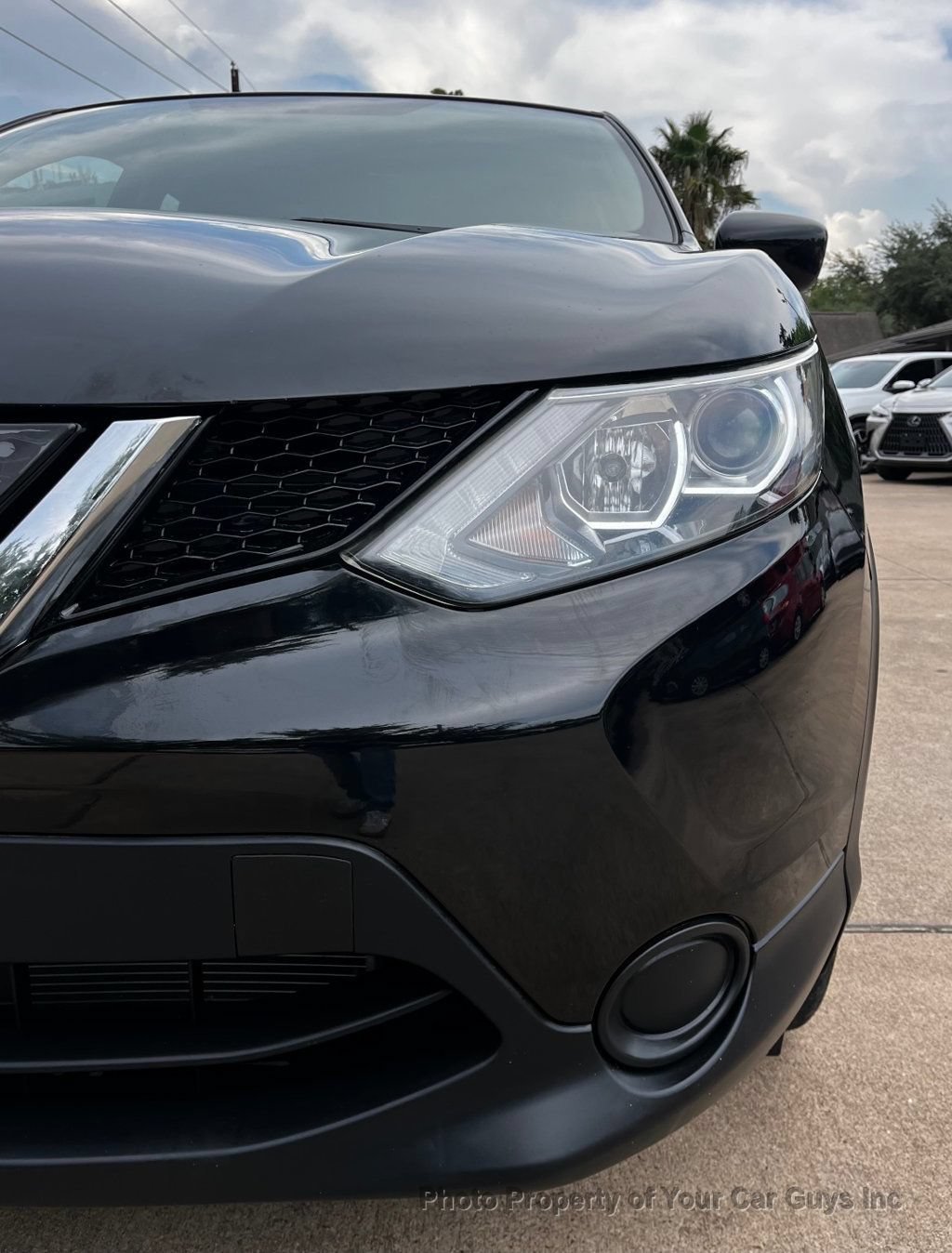 Used 2018 Nissan Rogue Sport S w/ S Appearance Package AWD/4WD image 13