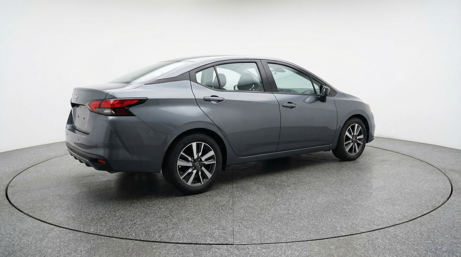 Used 2025 Nissan Versa SV FWD image 9
