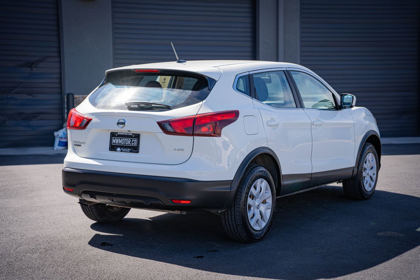 Used 2019 Nissan Rogue Sport S image 4