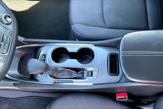 Used 2024 Chevrolet Malibu LT FWD image 17