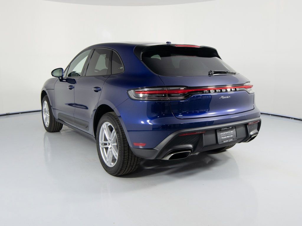 Used 2025 Porsche Macan image 8