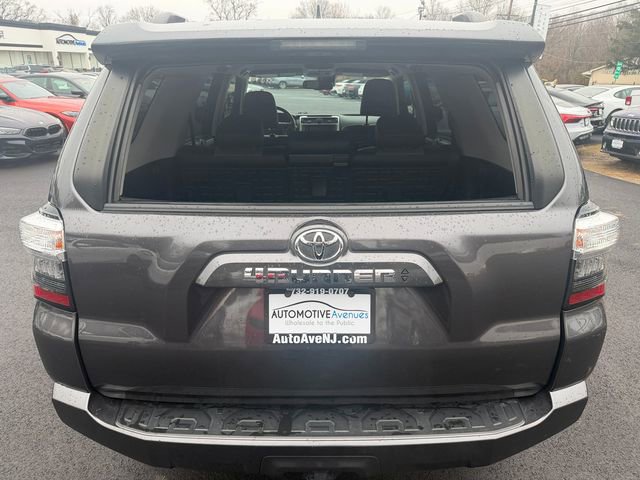 Used 2023 Toyota 4Runner SR5 Premium image 4