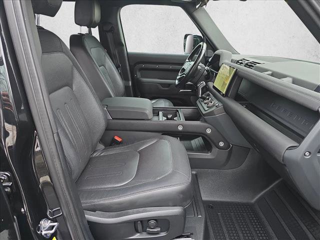 Certified 2022 Land Rover Defender 110 X-Dynamic SE image 10