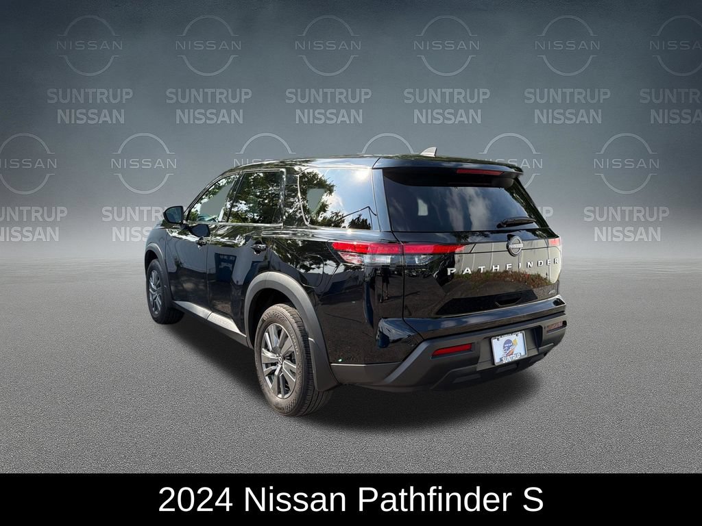 Used 2024 Nissan Pathfinder S AWD/4WD image 3