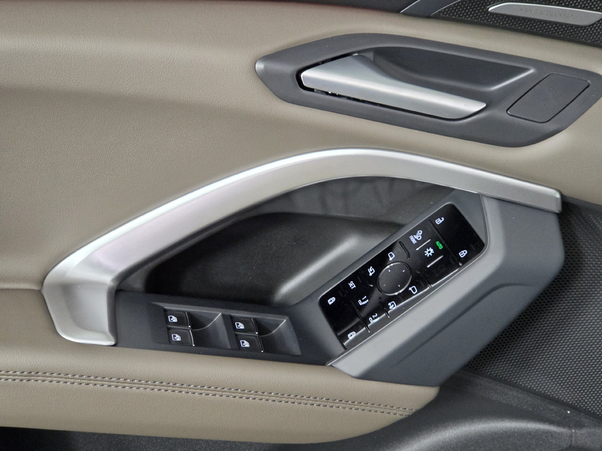 New 2026 Audi Q5 Premium Plus AWD/4WD image 12