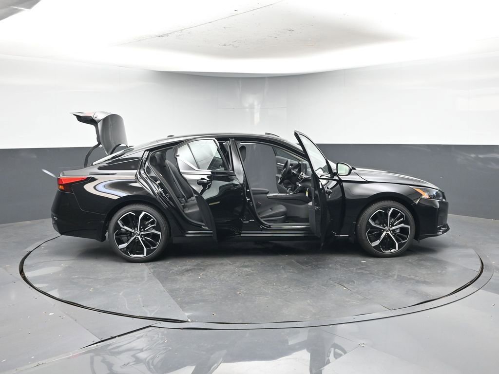 New 2025 Nissan Altima 2.5 SR image 52