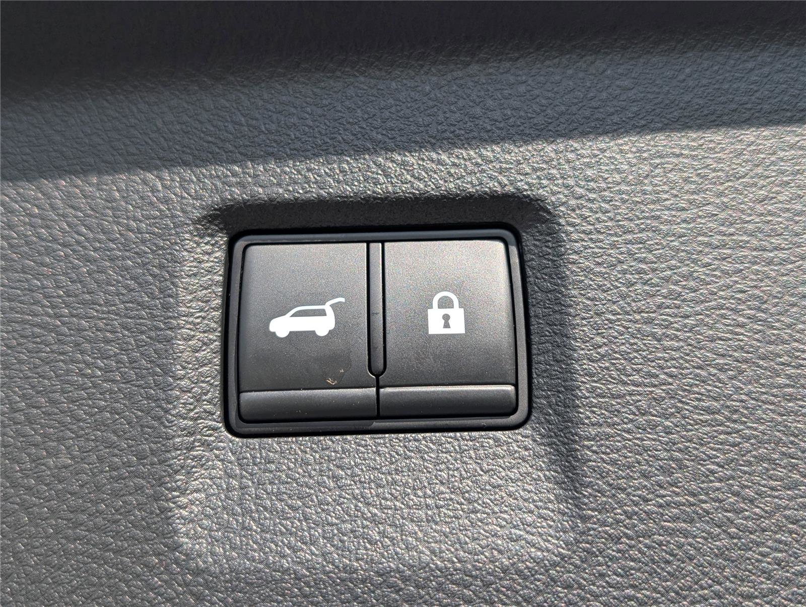 Used 2023 INFINITI QX60 Luxe w/ Cargo Package image 15