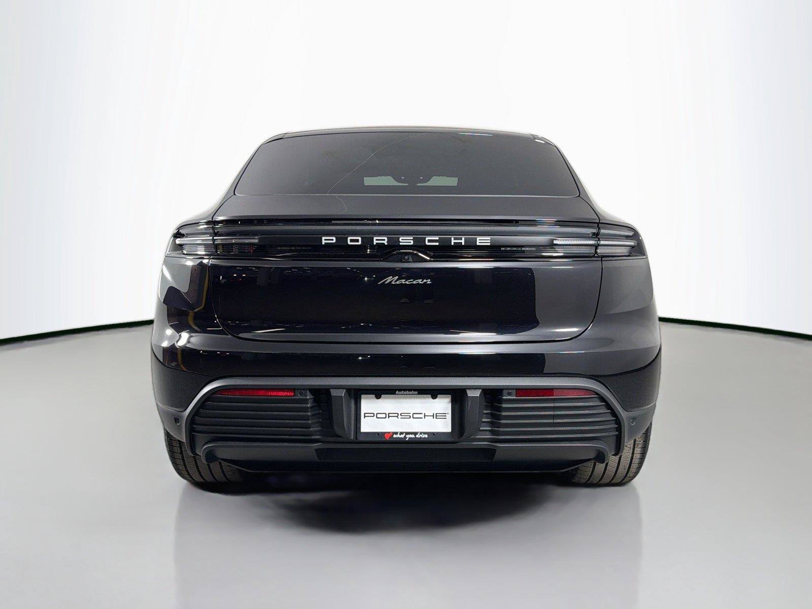 Certified 2026 Porsche Macan Electric RWD image 6