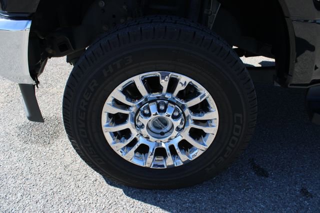 Used 2022 Ford F350 Lariat w/ Chrome Package AWD/4WD image 10